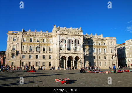 Regierungspalast auf Piazza Unita d ' Italia in Triest, Italien. Triest ist die Hauptstadt der autonomen Region Friaul-Julisch Venetien Stockfoto