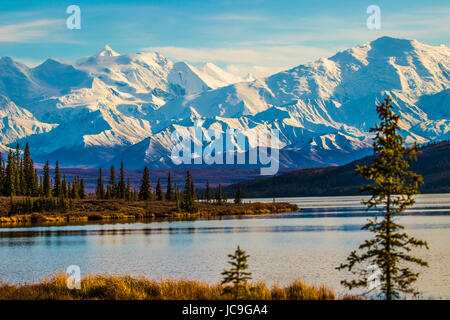 Landschaft am Wonder Lake im Denali National Park, die während der jährlichen fallen weg-Lotterie Stockfoto