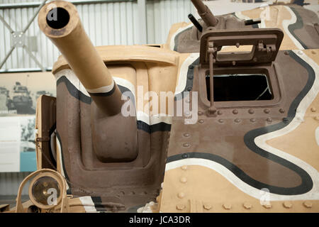 Panzermuseum, Dorset, England - fast 300 Fahrzeuge aus 26 Ländern, drittgrößte Sammlung von gepanzerten Fahrzeugen der Welt. Stockfoto