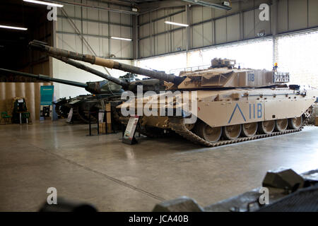 Panzermuseum, Dorset, England - fast 300 Fahrzeuge aus 26 Ländern, drittgrößte Sammlung von gepanzerten Fahrzeugen der Welt. Stockfoto