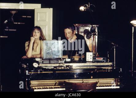 Serge Gainsbourg und Jane Birkin rue zu Hause de Verneuil in Paris.  12. Januar 1972 Foto Michael Holtz Stockfoto