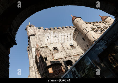 12. Jahrhundert Gravensteen (Burg der Grafen) im Zentrum von Gent, Belgien Stockfoto