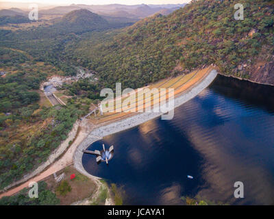 Eine Luftaufnahme von Mazvikadei Dam, Simbabwe. Stockfoto