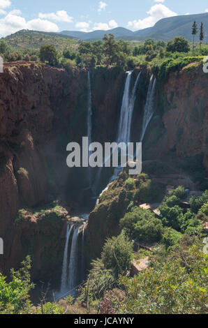 Ouzoud Wasserfälle, Grand Atlas Dorf von Tanaghmeilt, Azilal Provinz, Marokko Stockfoto