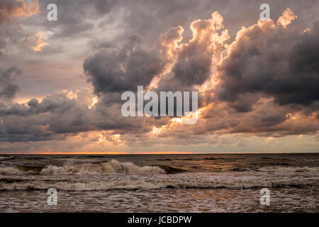 Gewitterwolken über der Ostsee Stockfoto