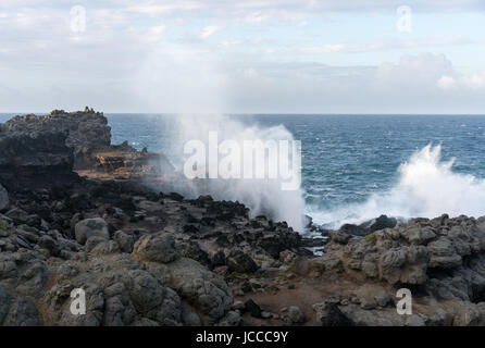 Nakalele Blasloch auf Nord Küste von Maui bricht Stockfoto