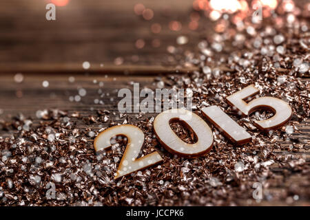 Hölzerne Nummern 2015 auf einem rustikalen hölzernen Suface bilden Stockfoto