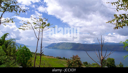 Toba-See Blick von Samosir Insel auf Nord-Sumatra, Indonesien. Stockfoto