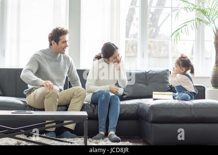 Harmonische multikulturellen Familie Stockfoto