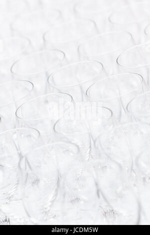 Hintergrundmuster leer Christal Brille. Bankett-Veranstaltung. Stockfoto