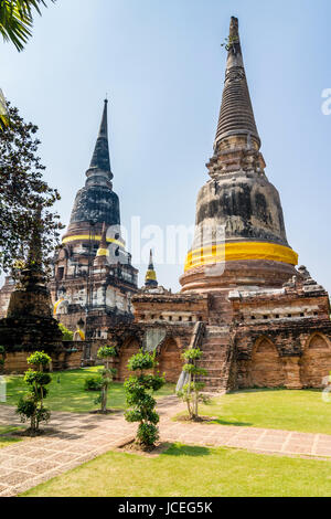 Wat Phra Chao Phaya Thai, bekannt als Wat Yai Chai Mongkol Populary liegt der SE der Stadt. Dieses Kloster wurde von U-Thong 1357 gebaut und Mönche Buddhismus in Ceylon studieren gegangen gewidmet. Stockfoto