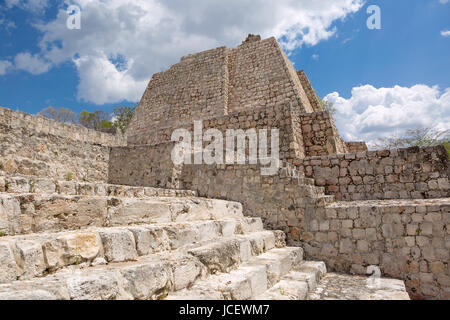 Maya-architektonische Details an die archäologische Stätte von Edzna im Bundesstaat Campeche, Mexiko Stockfoto