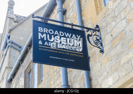 Broadway Museum and Art Gallery in dem hübschen Dorf Broadway in den Cotswolds Stockfoto