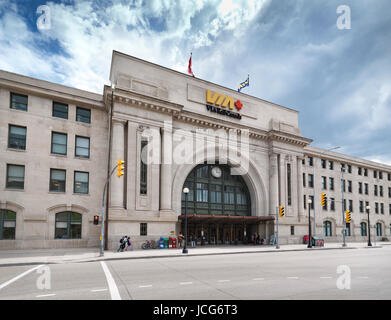 VIA Rail Canada Union Station im Zentrum von Winnipeg. Winnipeg Eisenbahnmuseum. Main Street, Winnipeg, Manitoba, Kanada 2017. Stockfoto