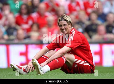 FERNANDO TORRES LIVERPOOL FC LIVERPOOL V Atletico MADRID Anfield Road, LIVERPOOL, ENGLAND 8. August 2009 DIY99091 Warnung! Dieses Foto kann nur für die Zeitung bzw. Zeitschrift redaktionelle Zwecke verwendet werden. Darf nicht für Internet/Online-Nutzung Nor für Publikationen unter Einbeziehung 1 Spieler, 1 Club oder 1 Wettbewerb, ohne schriftliche Genehmigung von Football DataCo Ltd. Für Rückfragen, bitte Kontakt Football DataCo Ltd unter + 44 (0) 207 864 9121 Stockfoto