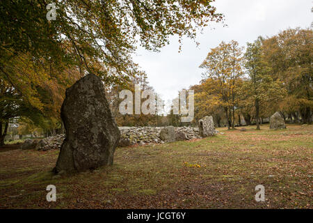 Der Steinkreis und Grabhügel aus der Bronzezeit Clava Cairns in den schottischen Highlands Stockfoto