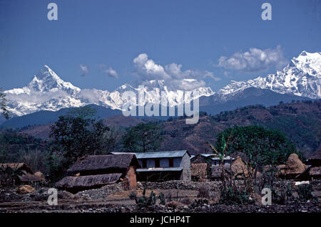 Reportage-Nepal 1980. Der Annapurna Sanctuary in den Himalaja von Pokhara Stockfoto