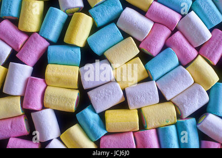 Stock Fotografie von typischen farbigen Marshmallows. Verwendbar auf Portrait, Texturen, Deckblätter, Titelseiten oder als normaler bestand. Stockfoto