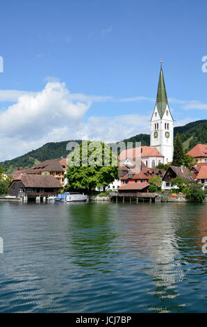 Bodenseeufer Mit Häuser Und Kirche, Sipplingen Stockfoto