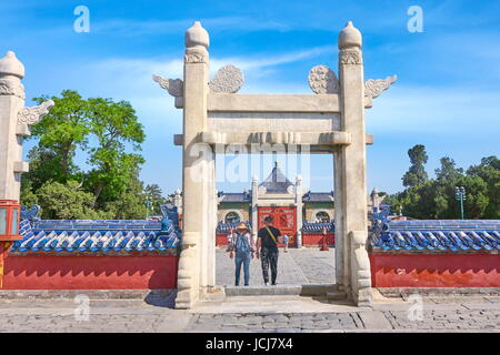 Eingang zum Tempel des Himmels (Tian Tan), UNESCO, Peking, China Stockfoto