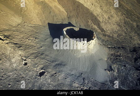 Die Landschaft Allrond Vulkan Piton De La Fournaise auf der Insel La Réunion im Indischen Ozean in Afrika. Stockfoto