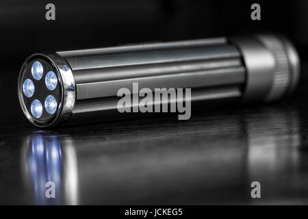 Handheld LED Taschenlampe closeup Stockfoto
