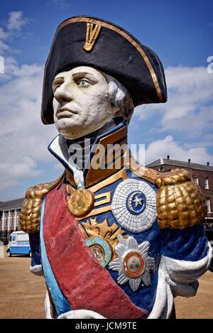 Admiral Lord Nelson, das Aushängeschild der HMS TRAFALGAR. Als eine erste Rate von 120 Geschützen in Woolwich und Schloss im Jahr 1841, 2694 Tonnen gebaut. Portsmouth UK Stockfoto