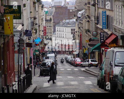 PARIS MONTMARTRE - RUE DES MARTYRS 18 Ième - BOULEVARD DE CLICHY - Butte Montmartre - PARIS FRANKREICH - PARIS STREET © Frédéric BEAUMONT Stockfoto