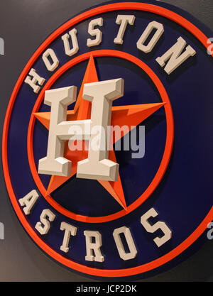 Houston, TX, USA. 16. Juni 2017. Einen Überblick über die Houston Astros-Logo während des MLB-Spiels zwischen den Boston Red Sox und die Houston Astros im Minute Maid Park in Houston, Texas. John Glaser/CSM/Alamy Live-Nachrichten Stockfoto