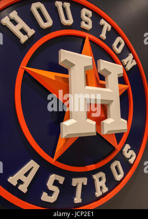 Houston, TX, USA. 16. Juni 2017. Einen Überblick über die Houston Astros-Logo während des MLB-Spiels zwischen den Boston Red Sox und die Houston Astros im Minute Maid Park in Houston, Texas. John Glaser/CSM/Alamy Live-Nachrichten Stockfoto