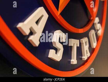 Houston, TX, USA. 16. Juni 2017. Einen Überblick über die Houston Astros-Logo während des MLB-Spiels zwischen den Boston Red Sox und die Houston Astros im Minute Maid Park in Houston, Texas. John Glaser/CSM/Alamy Live-Nachrichten Stockfoto