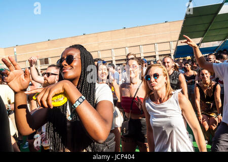 Barcelona, Spanien. 16. Juni 2017. Sónar 2017. Sonar tagsüber. Menschen. Bildnachweis: Cisco Pelay / Alamy Live News Stockfoto