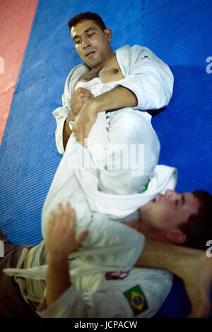 MMA Training, Brazilian Jiu-Jitsu-Sitzung. Stockfoto