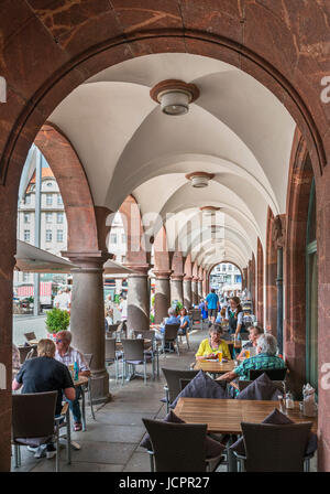 Straßencafé in den Markt (Marktplatz), Leipzig, Sachsen, Deutschland Stockfoto