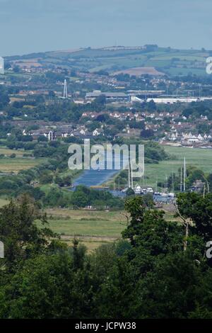 Blick in Richtung Topsham, die Exe Mündung und Exeter Ship Canal von Powderham Castle Torheit. Devon, UK. Juli 2016. Stockfoto