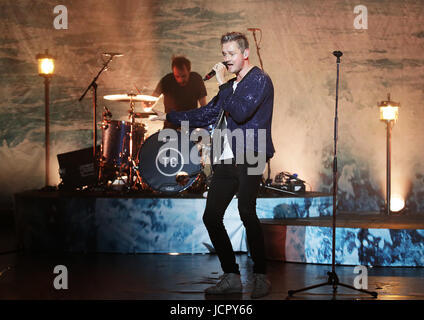 Tom Chaplin führt an der Liverpool Philharmonic Hall Featuring: Tom Chaplin wo: Liverpool, Vereinigtes Königreich bei: Kredit-16. Mai 2017: Sakura/WENN.com Stockfoto