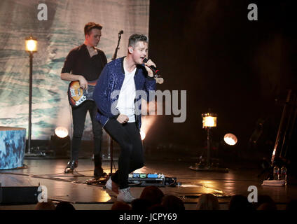 Tom Chaplin führt an der Liverpool Philharmonic Hall Featuring: Tom Chaplin wo: Liverpool, Vereinigtes Königreich bei: Kredit-16. Mai 2017: Sakura/WENN.com Stockfoto