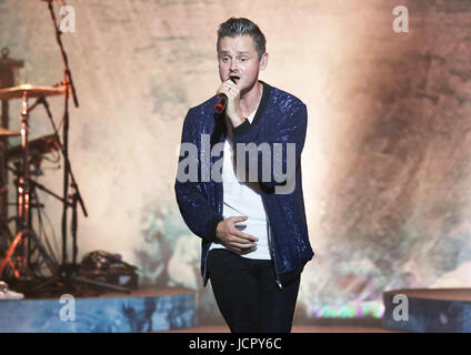 Tom Chaplin führt an der Liverpool Philharmonic Hall Featuring: Tom Chaplin wo: Liverpool, Vereinigtes Königreich bei: Kredit-16. Mai 2017: Sakura/WENN.com Stockfoto