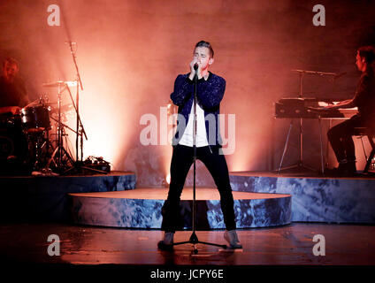 Tom Chaplin führt an der Liverpool Philharmonic Hall Featuring: Tom Chaplin wo: Liverpool, Vereinigtes Königreich bei: Kredit-16. Mai 2017: Sakura/WENN.com Stockfoto