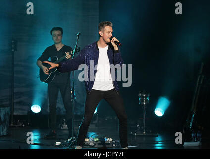 Tom Chaplin führt an der Liverpool Philharmonic Hall Featuring: Tom Chaplin wo: Liverpool, Vereinigtes Königreich bei: Kredit-16. Mai 2017: Sakura/WENN.com Stockfoto