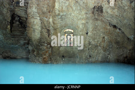 Natürlichen unterirdischen Karst mineralischen See Mashuk Berg in Pjatigorsk, nördlichen Kaukasus, Russland Stockfoto