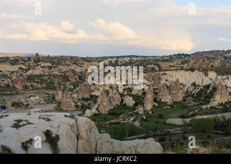 Horizontalen Schuss Blick Fee Schornstein Tal in Kappadokien Stockfoto