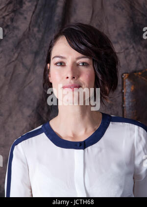 Lena Headey posiert für Fotos während einer Presse Festmahl für ihren neuen Film, 300: Aufstieg eines Königreichs "im Hyatt Regency Century Plaza Hotel am 28. Februar 2014 in Los Angeles, Kalifornien. Foto von Francis Specker Stockfoto