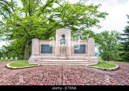 Gettysburg, USA - 24. Mai 2017: Gettysburg Staatsangehörig-Kirchhof Schlachtfeld Park mit Lincoln Memorial Adresse und statue Stockfoto