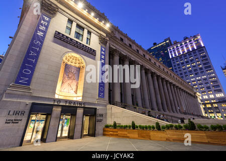 New York City, NY - 15. Juni 2017: Neu renovierte West Eingang von Penn Station an der James A. Farley Post Office, Manhattan, New York City eröffnet Stockfoto