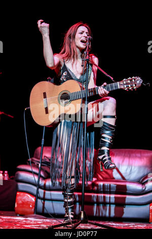 Miami Beach, FL, USA. 16. Juni 2017. Bebe in Concert at The Fillmore Miami Beach am 16. Juni 2017 in Miami Beach, Florida. Bildnachweis: Majo Grossi/Medien Punch/Alamy Live-Nachrichten Stockfoto