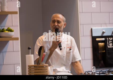 Birmingham, Vereinigtes Königreich. 18. Juni 2017. Michel Roux Jr. auf das gute Essen Bühne reden, sein Restaurant und sein neues Buch Credit: Steven Reh/Alamy Live News Stockfoto