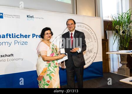 Kiel, Deutschland. 18. Juni 2017. Die Verleihung des Preises Weltwirtschaft 2017 des Kieler Instituts für Weltwirtschaft während der Kieler Woche 2017 © Björn Deutschmann/Alamy Live-Nachrichten Stockfoto