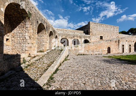 Blick auf das Innere des Niokastro Burg in der Stadt Pylos in Peloponnes, Griechenland Stockfoto