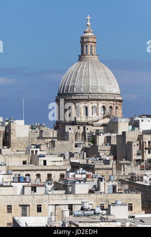 Kuppel der Basilika der Muttergottes von Karmel, Blick vom St.-Michaels Bastion, Valletta, Malta Stockfoto